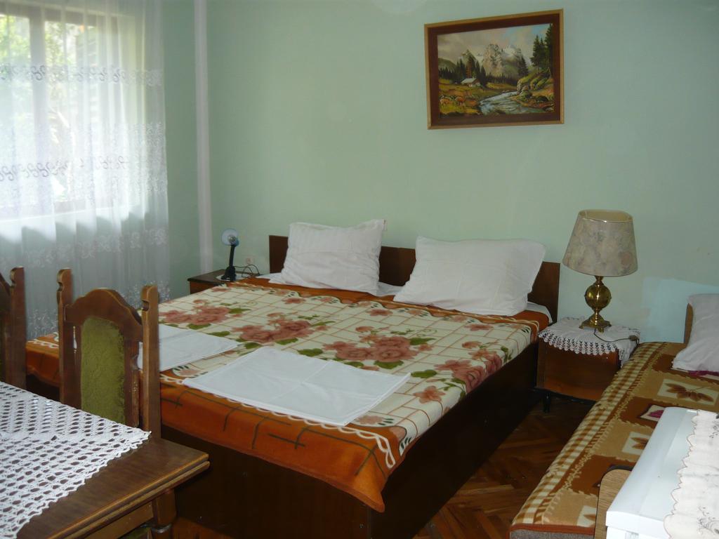 Rooms Banicevic Risan Habitación foto