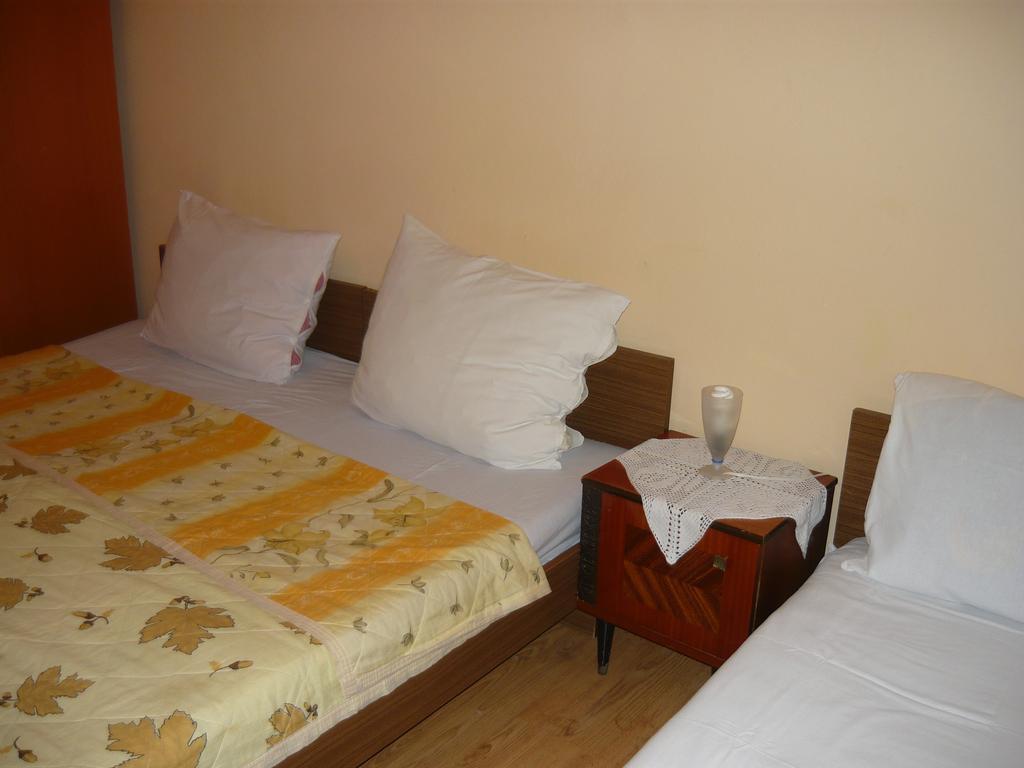 Rooms Banicevic Risan Habitación foto
